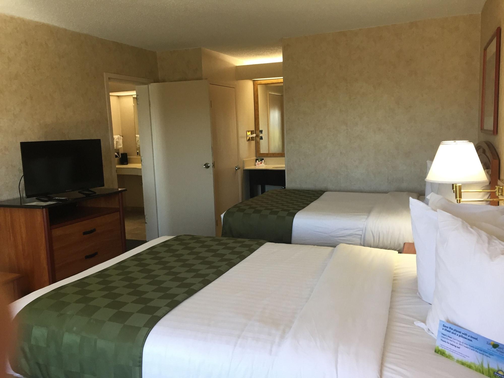 Days Inn & Suites By Wyndham Albuquerque North Экстерьер фото