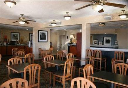 Days Inn & Suites By Wyndham Albuquerque North Экстерьер фото